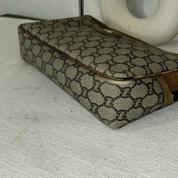 GUCCI GG Plus Monogram Large Leather and Canvas Clutch Bag - Picture 6 of 13